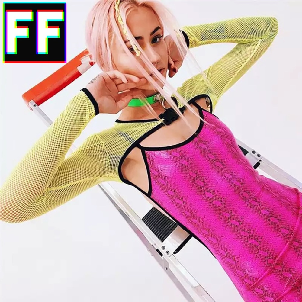 NEON FISHNET CROP TOP ❎ - Picture 8 of 8
